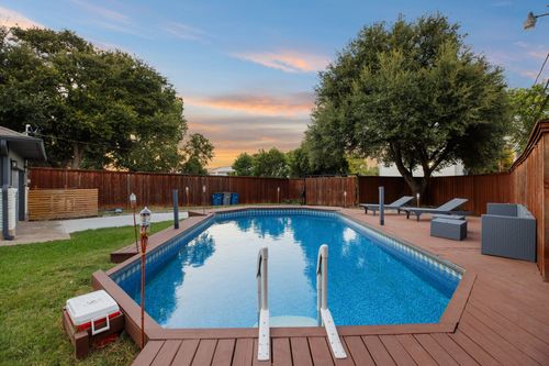 10922 Ferndale Rd, Dallas, TX, 75238-1013 | Card Image