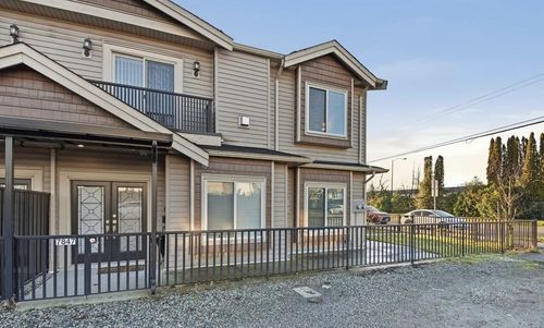 7847 15th St, Burnaby, BC, V3N2M7 | Card Image