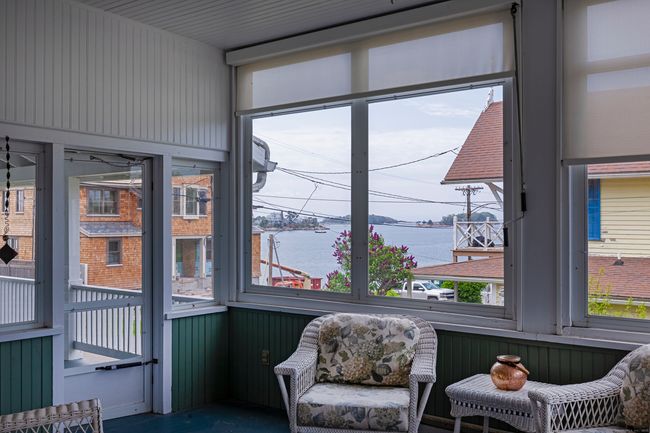 18 Prospect Hill Rd, House other with 6 bedrooms, 2 bathrooms and 1 parking in Branford CT | Image 16