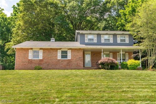 9910 Hocking Street Nw, Massillon, OH, 44646 | Card Image