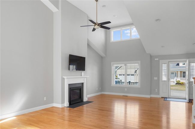 5 - 5 Thelma Ln, Condo with 2 bedrooms, 3 bathrooms and 4 parking in Middletown RI | Image 17