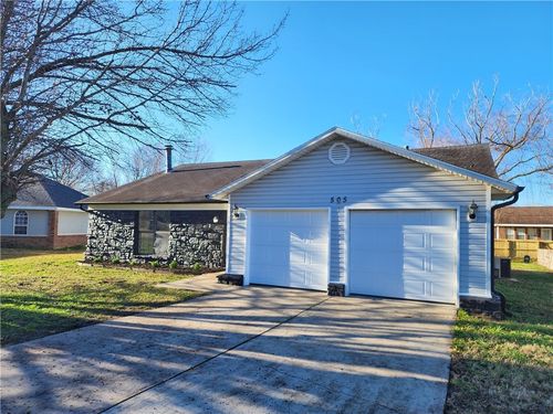 505 Westwood Ave, Prairie Grove, AR, 72753-7903 | Card Image