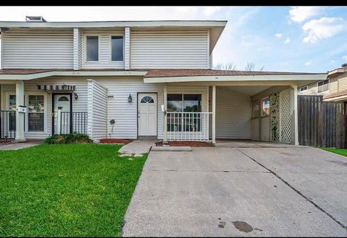 735 Valiant Cir, Garland, TX, 75043-4951 | Card Image
