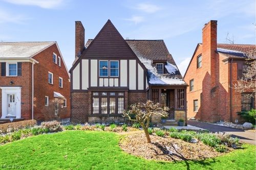 3814 Bushnell Road, University Heights, OH, 44118 | Card Image