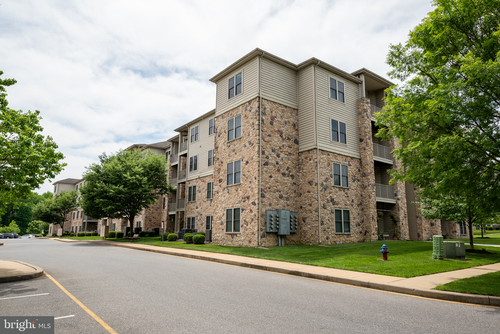 apt-304-1000 Fountainview Cir, NEWARK, DE, 19713-3867 | Card Image