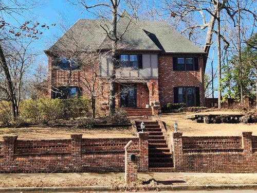 2495 Yester Oaks Dr, Germantown, TN, 38139-6421 | Card Image