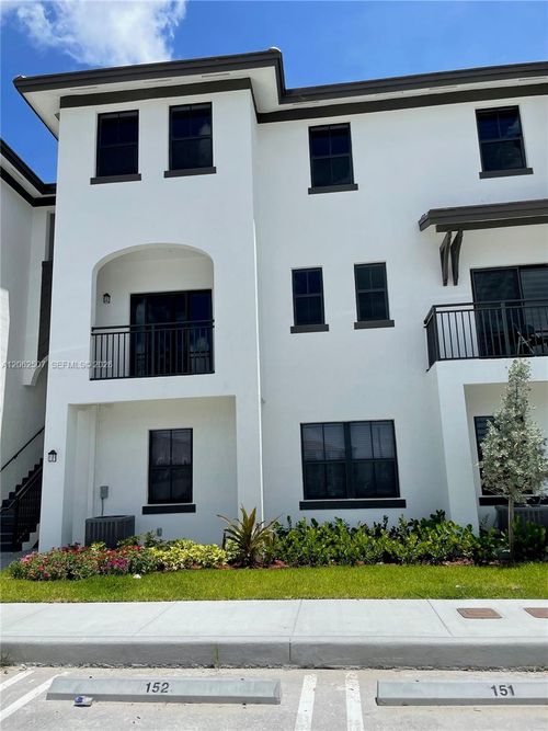 207-15560 Sw 136th St, Miami, FL, 33196-3094 | Card Image