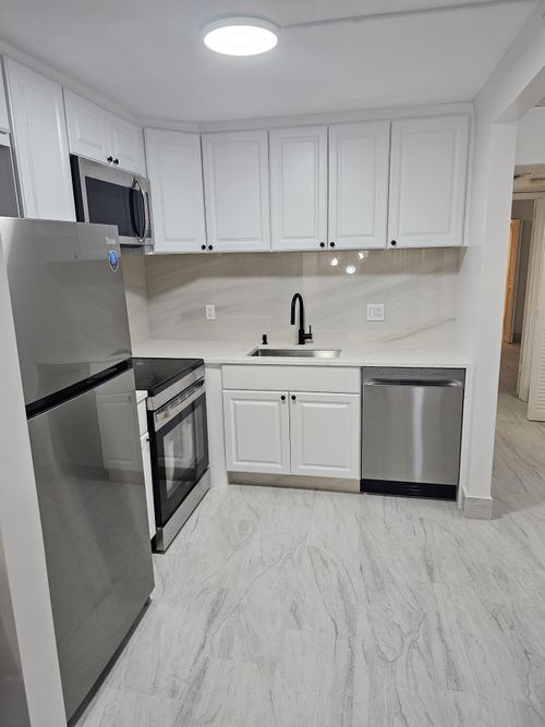 114-555 Purdy Ln, Palm Springs, FL, 33461-1499 | Card Image