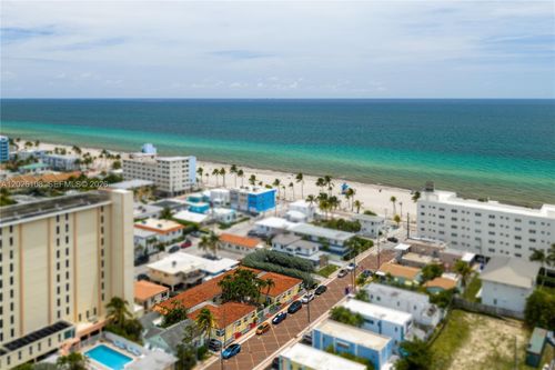 335 Georgia St, Hollywood, FL, 33019-2118 | Card Image