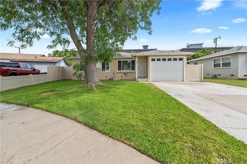 232 Olive Pl, Brea, CA, 92821-5024 | Card Image