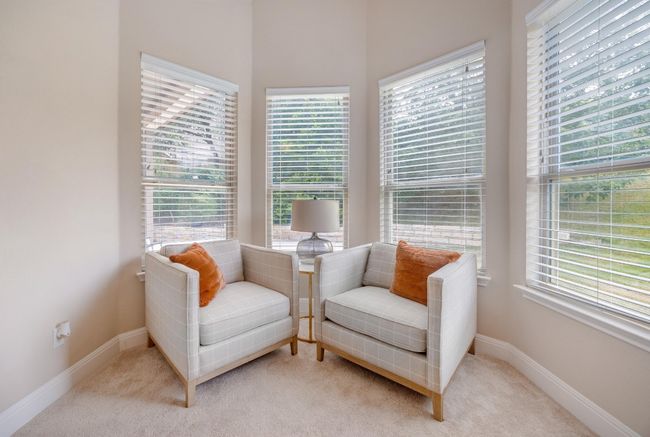 Bay windows in primary bedroom | Image 18