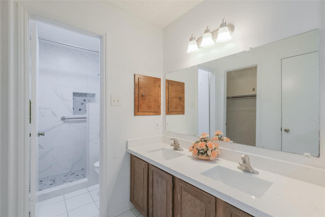 5026 Algernon Dr, House other with 4 bedrooms, 2 bathrooms and 2 parking in Spring TX | Image 9