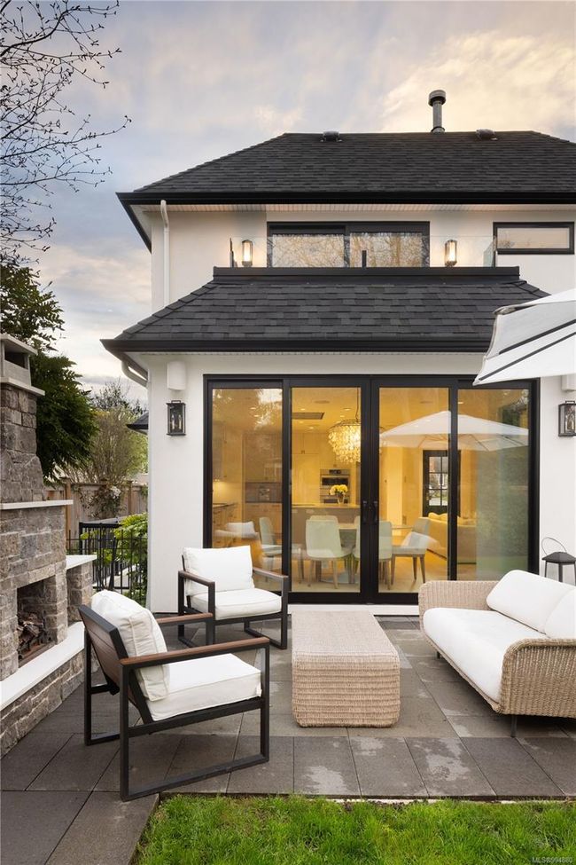 609 Oliver St, House other with 4 bedrooms, 4 bathrooms and 6 parking in Oak Bay BC | Image 49