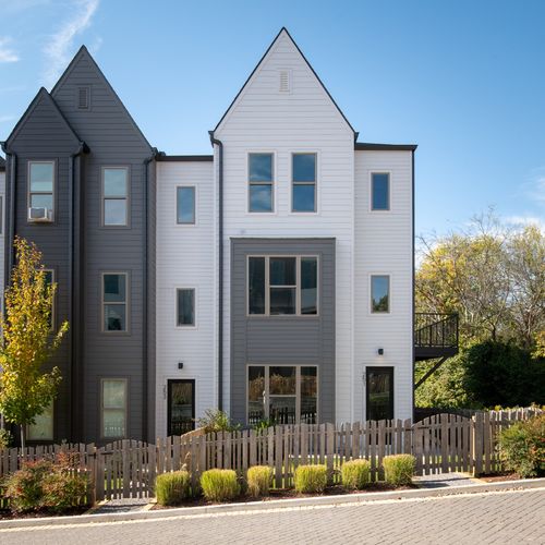 251 Arrowhead Dr, Nashville, TN, 37216-1027 | Card Image