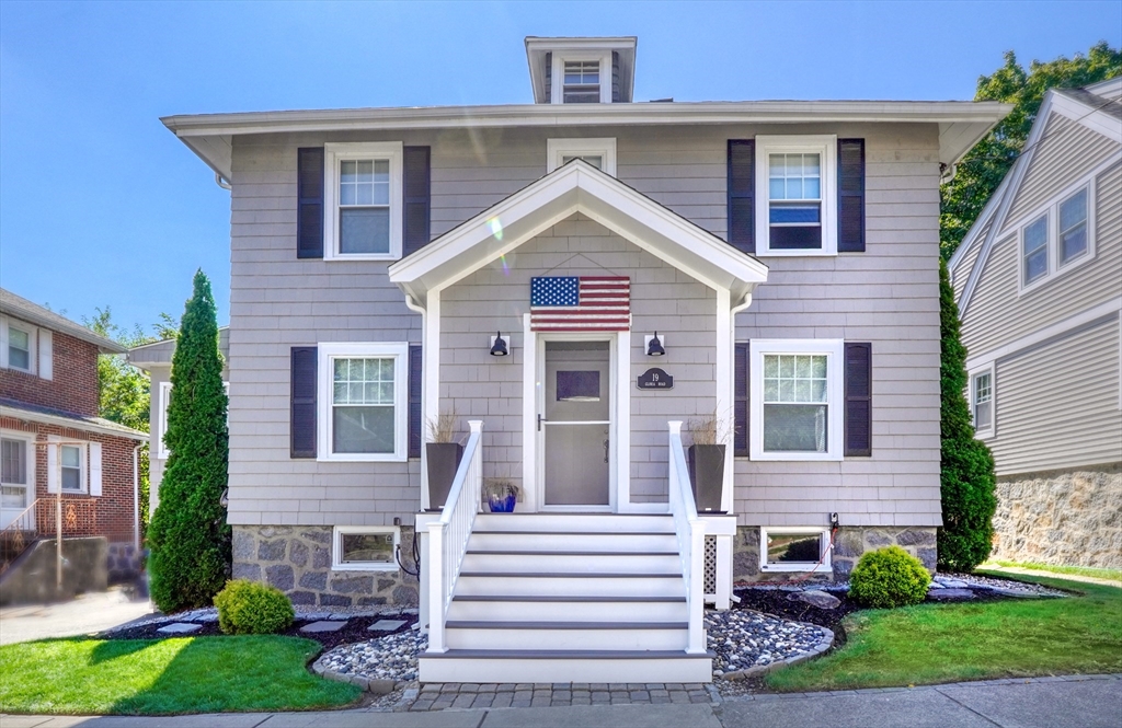 Gloria Rd, West Roxbury, MA 02132