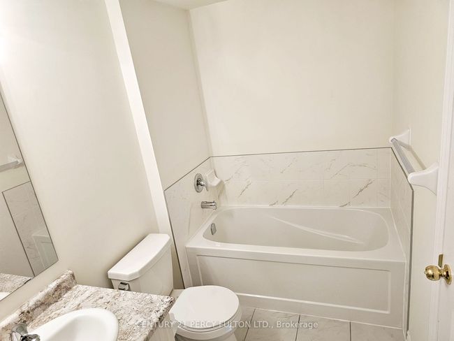 107 - 2540 William Jackson Dr, Condo with 2 bedrooms, 2 bathrooms and 3 parking in Pickering ON | Image 13