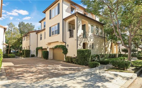 51 Olivehurst, Irvine, CA, 92602-0936 | Card Image