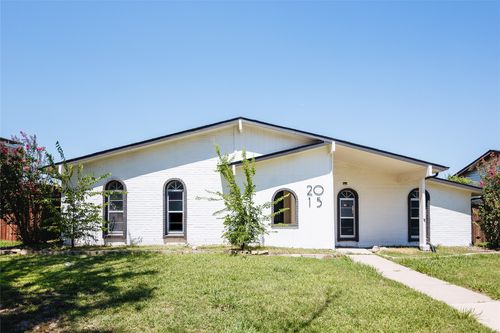 2015 Warberry Rd, Carrollton, TX, 75007-3520 | Card Image