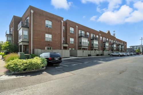 apt-111-925 Ingleside Ave, Columbus, OH, 43215-1837 | Card Image