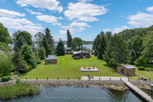 92 Kerry Point Rd, Mallorytown, ON, K0E1R0 | Card Image