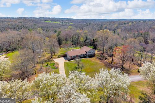 80 Riverbend Cir, Royston, GA, 30662-3582 | Card Image