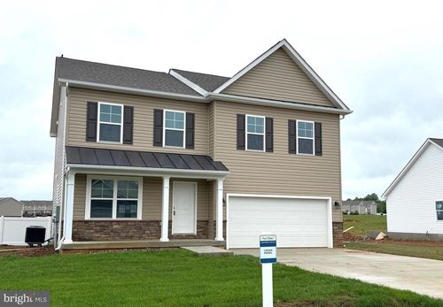 159 Santiago Cir, MARTINSBURG, WV, 25403-1842 | Card Image