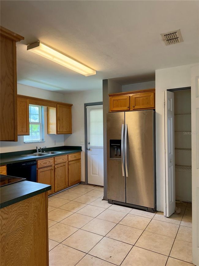Kitchen | Image 15