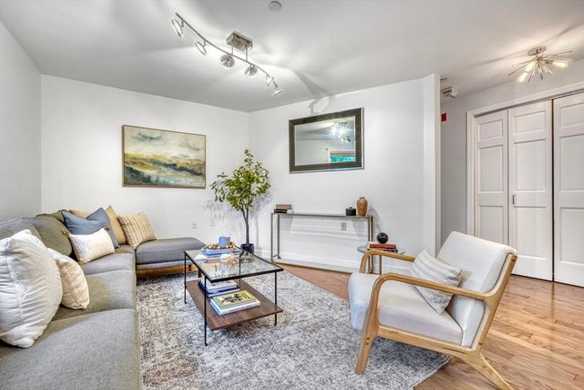 APT-113 - 140 Lincoln Rd, Condo with 1 bedrooms, 1 bathrooms and 2 parking in Lincoln MA | Image 4