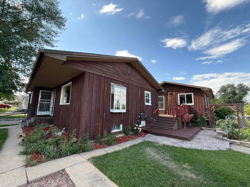 604 Cleveland St, Rapid City, SD, 57701-5461 | Card Image