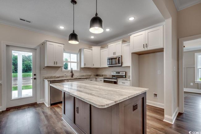 142 Temple Dr, House other with 4 bedrooms, 2 bathrooms and 4 parking in Aynor SC | Image 5