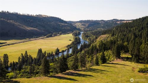 50 Highway 10, Cle Elum, WA, 98922 | Card Image