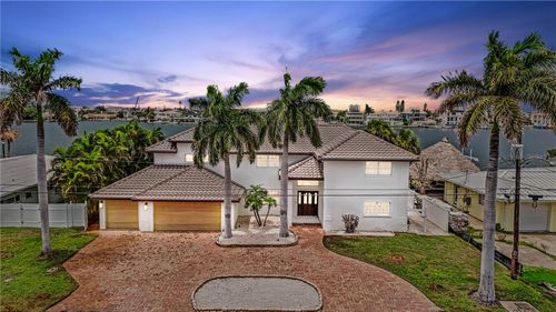 423 55th Ave, ST PETE BEACH, FL, 33706-2310 | Card Image