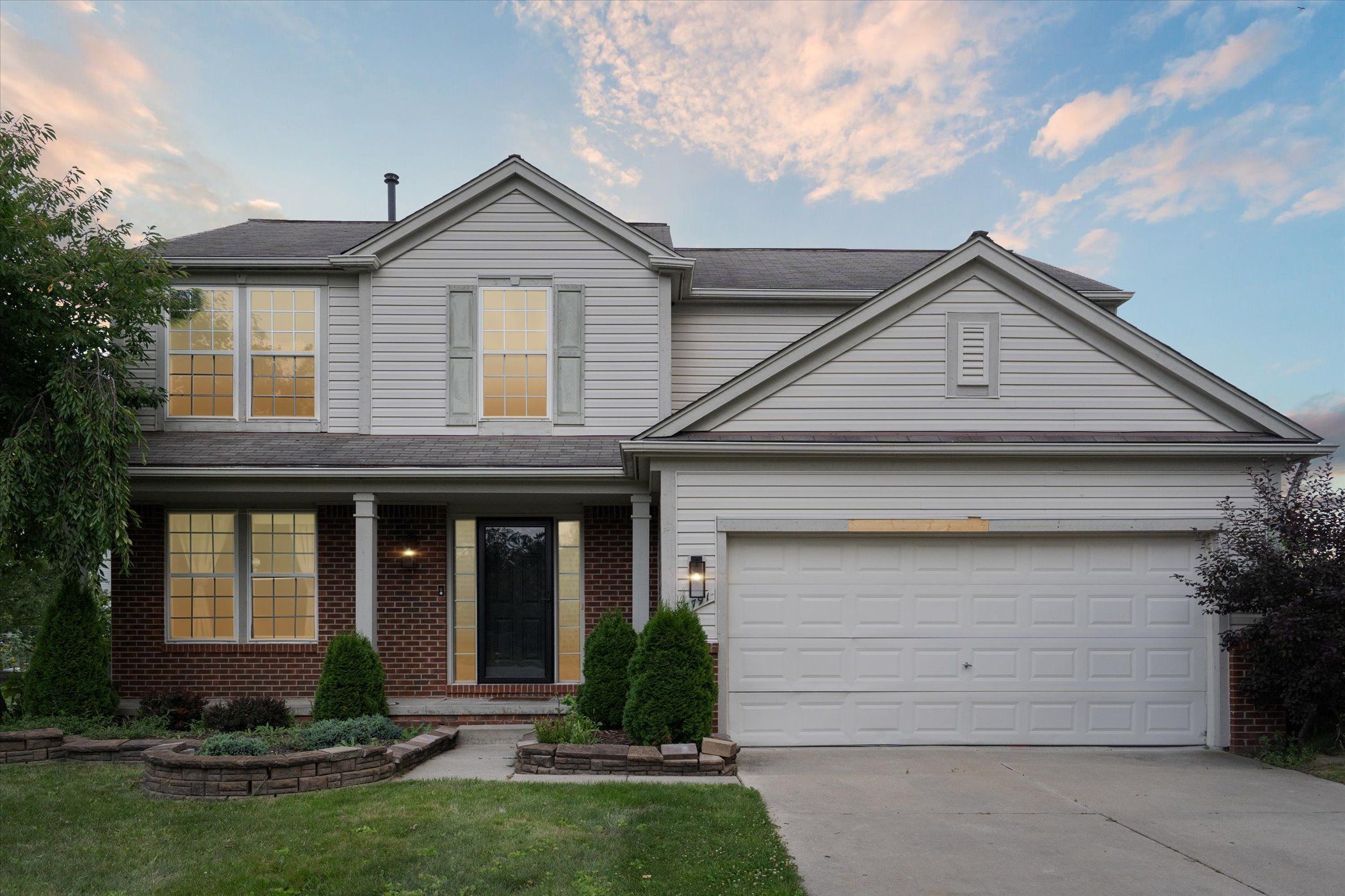 Hampton Ct, Ypsilanti, MI 48197