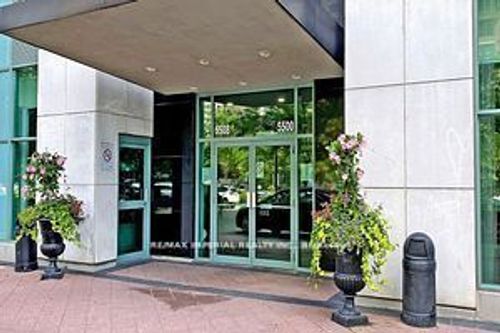 2306-5500 Yonge St, North York, ON, M2N7L1 | Card Image