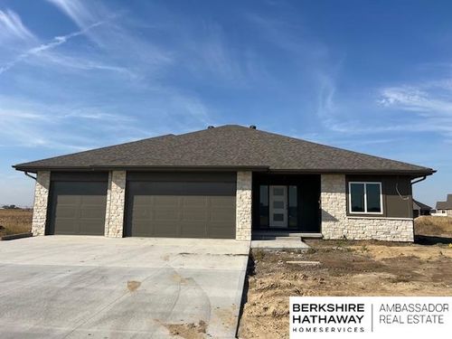 810 N 22nd St, Ashland, NE, 68003 | Card Image