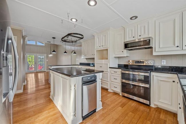 Kitchen | Image 15