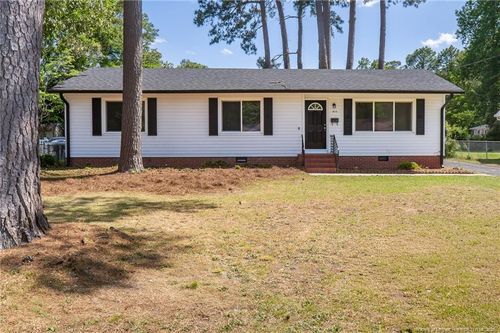 1813 Manteo St, Fayetteville, NC, 28303-4113 | Card Image