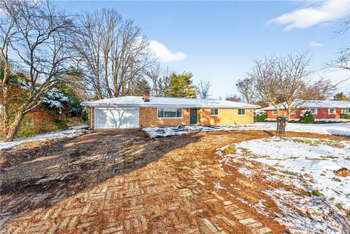 132 Green Vista Dr, Enon, OH, 45323-1659 | Card Image