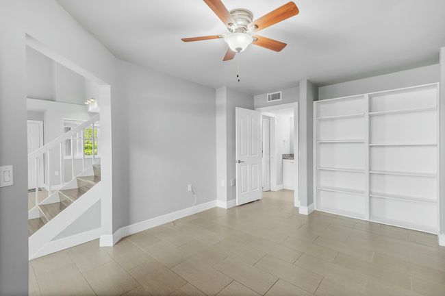 2701 Amherst Ct, Condo with 3 bedrooms, 2 bathrooms and null parking in Boynton Beach FL | Image 10