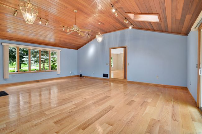 69 Bamforth Rd, House other with 3 bedrooms, 2 bathrooms and null parking in Haddam CT | Image 19