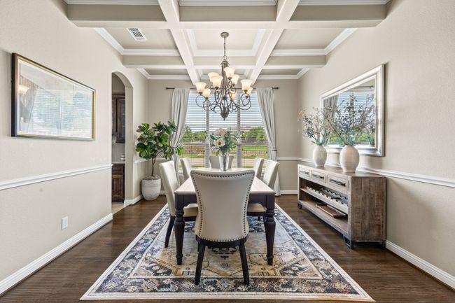 Formal Dining with Coffered Ceiling and Butlers Pantry | Image 9