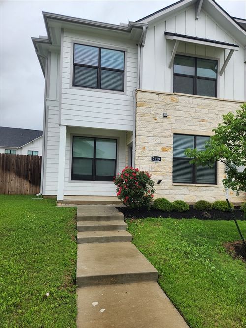2119 Jax Dr, College Station, TX, 77845-2139 | Card Image