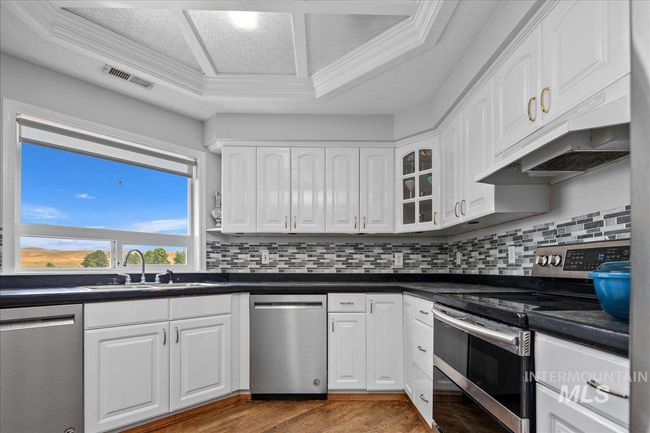 378 E Black Canyon Hwy, House other with 5 bedrooms, 2 bathrooms and null parking in Emmett ID | Image 16