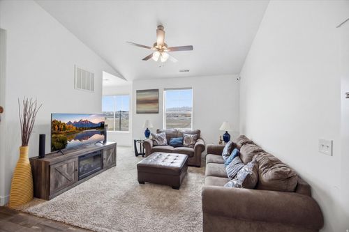 s302-1965 N 3410 W, Lehi, UT, 84043 | Card Image