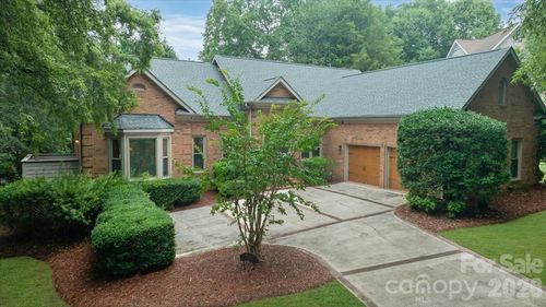 15614 Warm Springs Ct, Charlotte, NC, 28278-8845 | Card Image