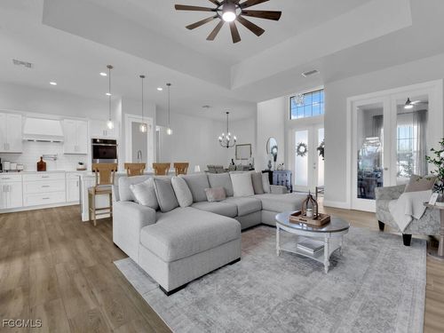 1826 17th Ave, Cape Coral, FL, 33991-3106 | Card Image