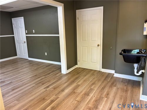 305 Washington Hwy, Ashland, VA, 23005-2257 | Card Image