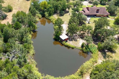 300 Moss Oak Dr, Somerville, TX, 77879-3889 | Card Image