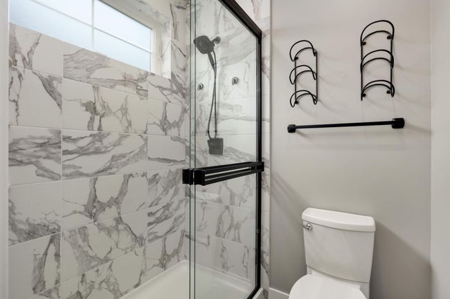 15590 Duck Trail Ln, Townhouse with 4 bedrooms, 4 bathrooms and null parking in Apple Valley MN | Image 18