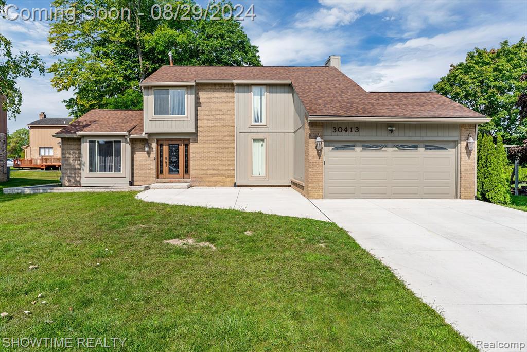 Scotshire Ct, Farmington Hills, MI 48331